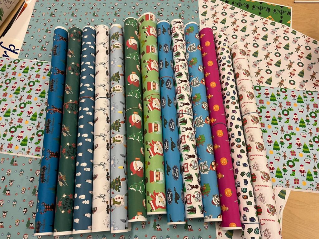 Holiday Wrapping Paper – Creating a pattern in Illustrator supporting image 0